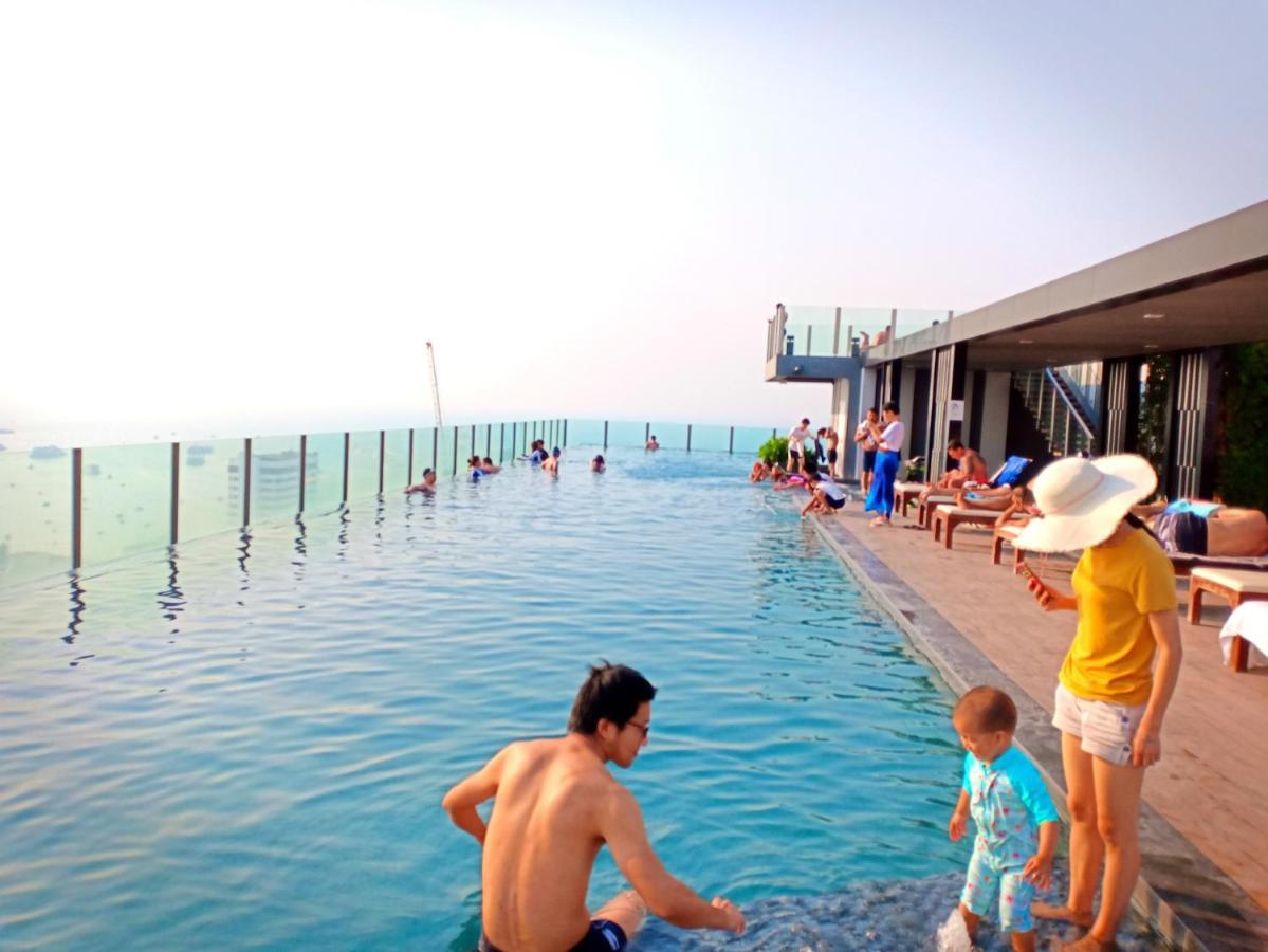 The Base Horizon Central Pattaya Extérieur photo