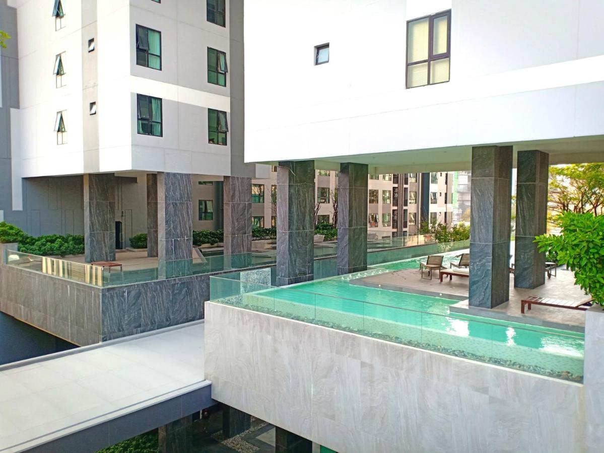 The Base Horizon Central Pattaya Extérieur photo