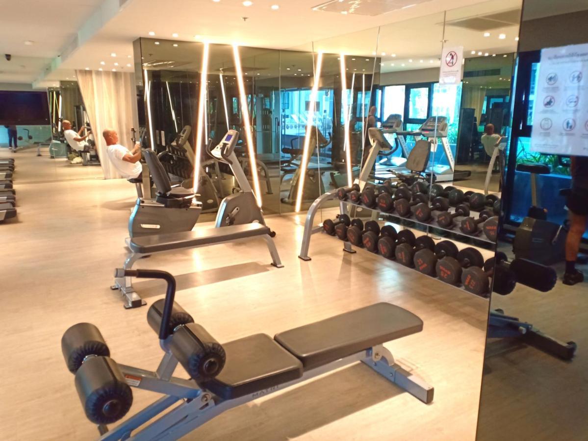 The Base Horizon Central Pattaya Extérieur photo