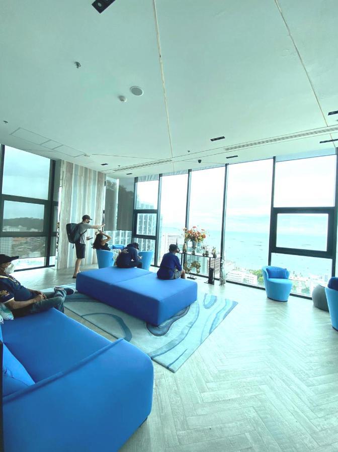 The Base Horizon Central Pattaya Extérieur photo
