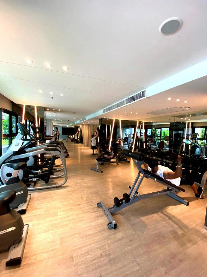 The Base Horizon Central Pattaya Extérieur photo